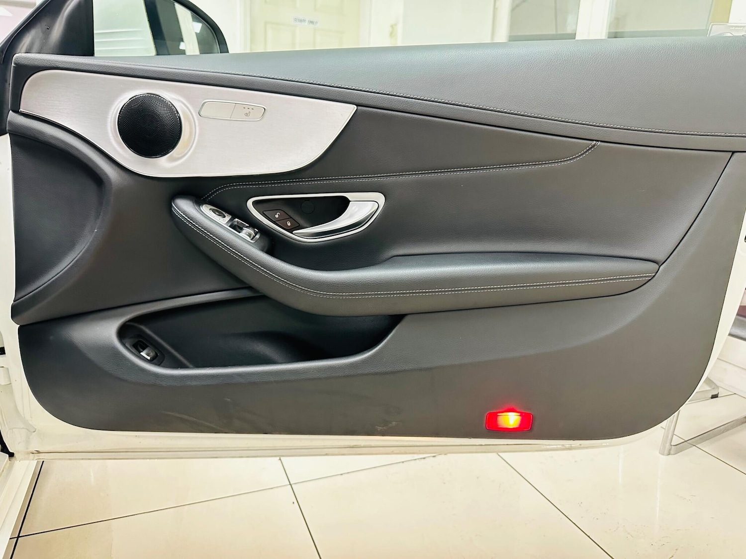 Used Mercedes-Benz C Class for sale - 77215077: Photo 25