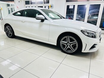 Used Mercedes-Benz C Class 2018 for sale - 77215077: Photo