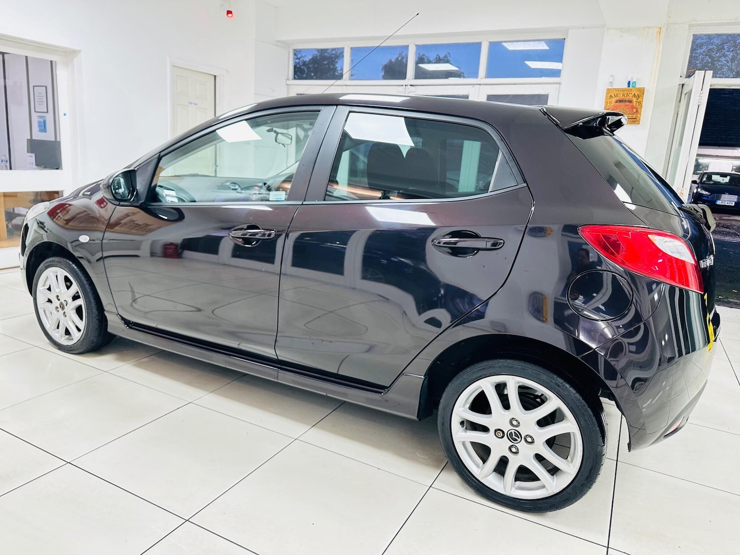 Used Mazda Mazda2 2013 for sale - 76752775: Photo 12