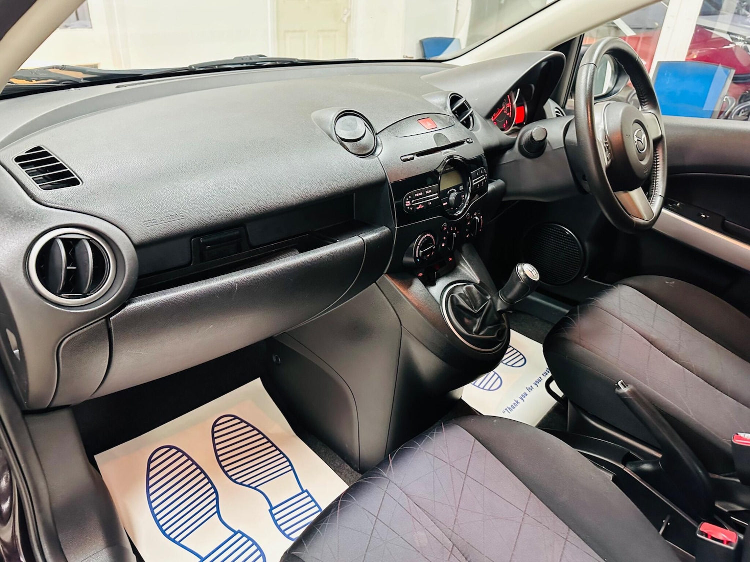 Used Mazda Mazda2 2013 for sale - 76752775: Photo 26