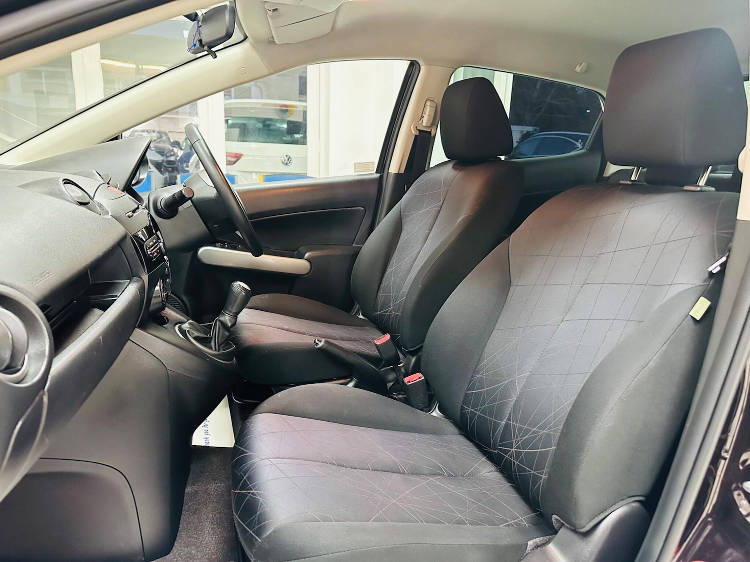 Used Mazda Mazda2 2013 for sale - 76752775: Photo 35