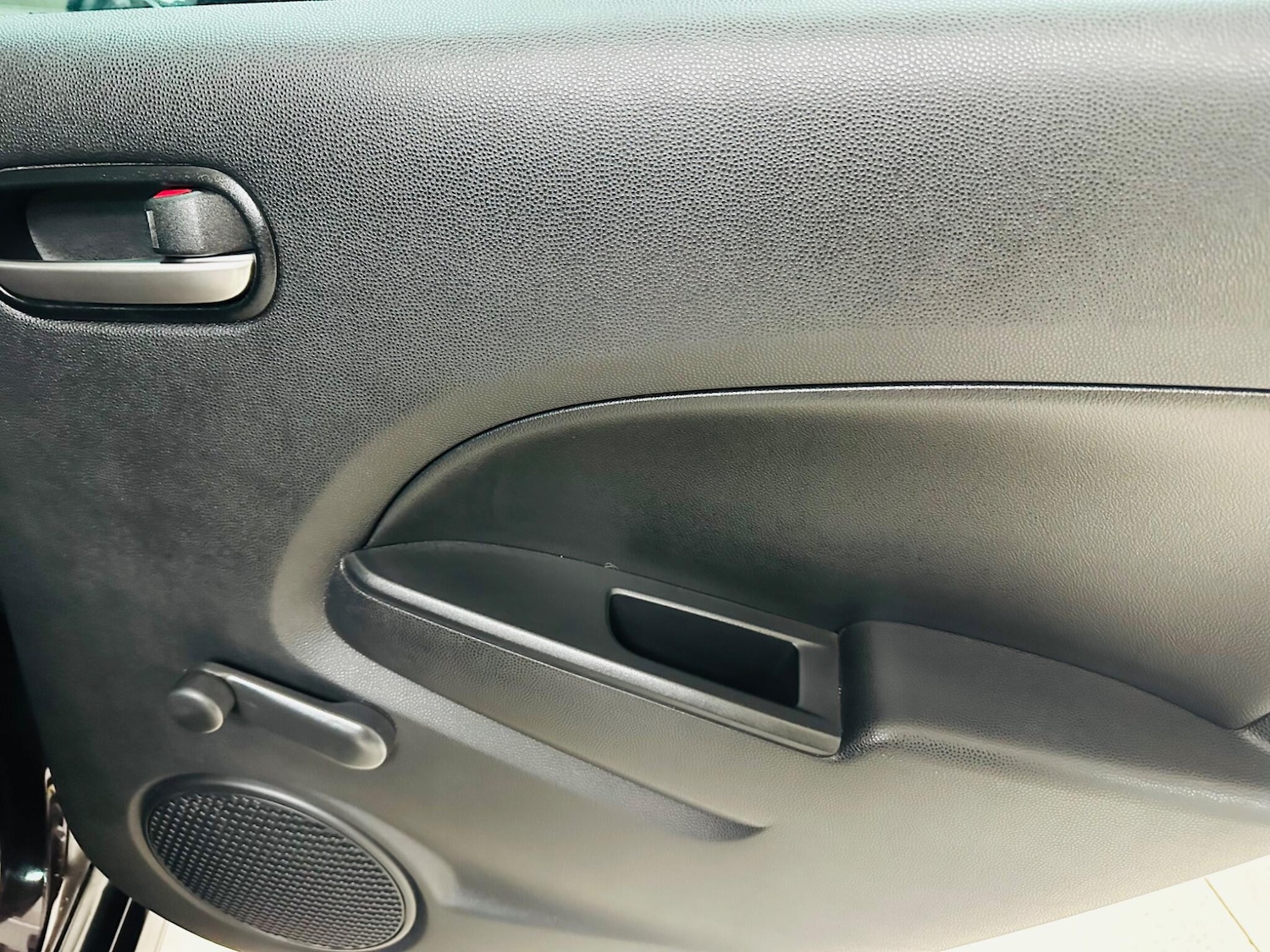 Used Mazda Mazda2 2013 for sale - 76752775: Photo 37