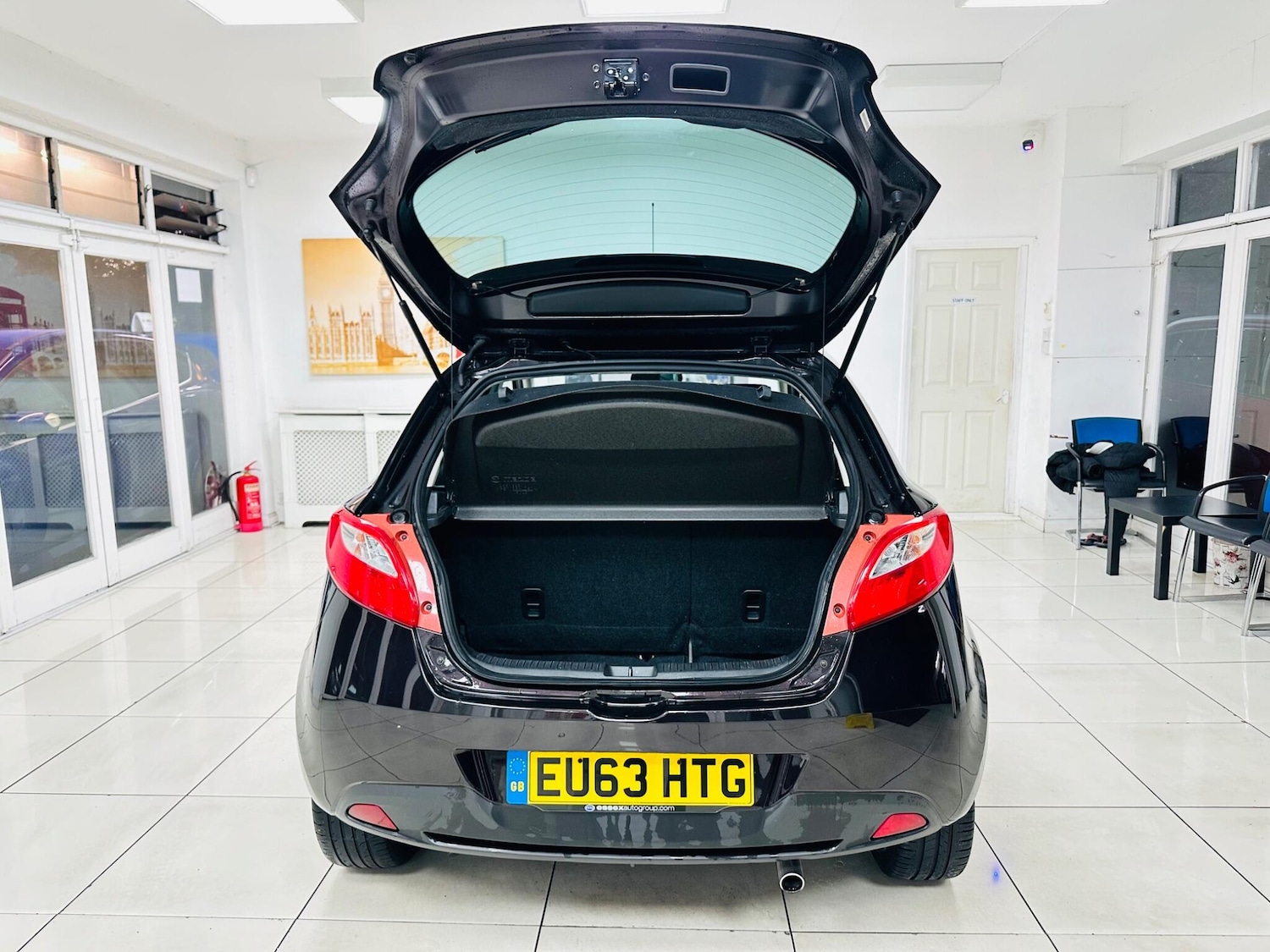 Used Mazda Mazda2 2013 for sale - 76752775: Photo 7