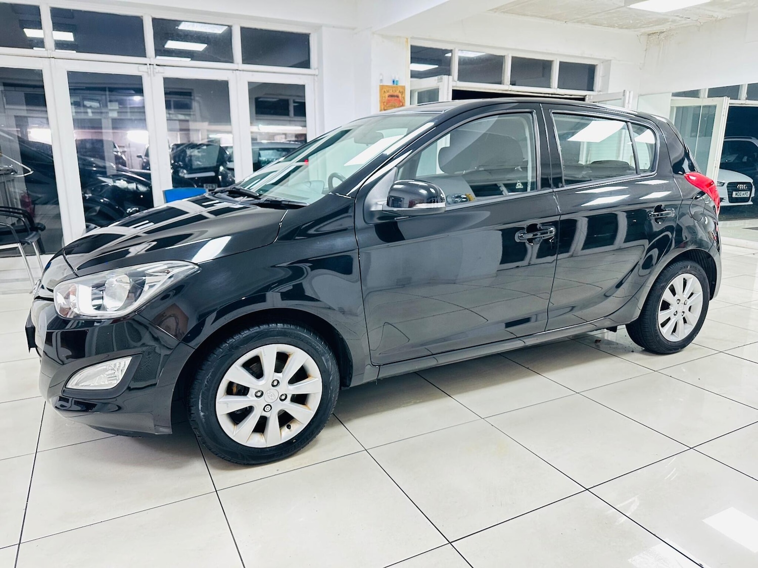 Used Hyundai i20 2014 for sale - 76976094: Photo 19