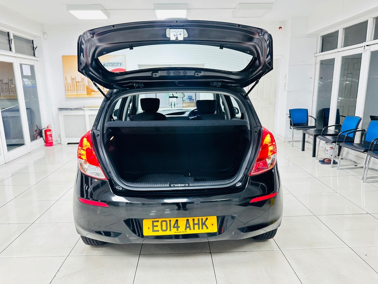 Used Hyundai i20 2014 for sale - 76976094: Photo 7