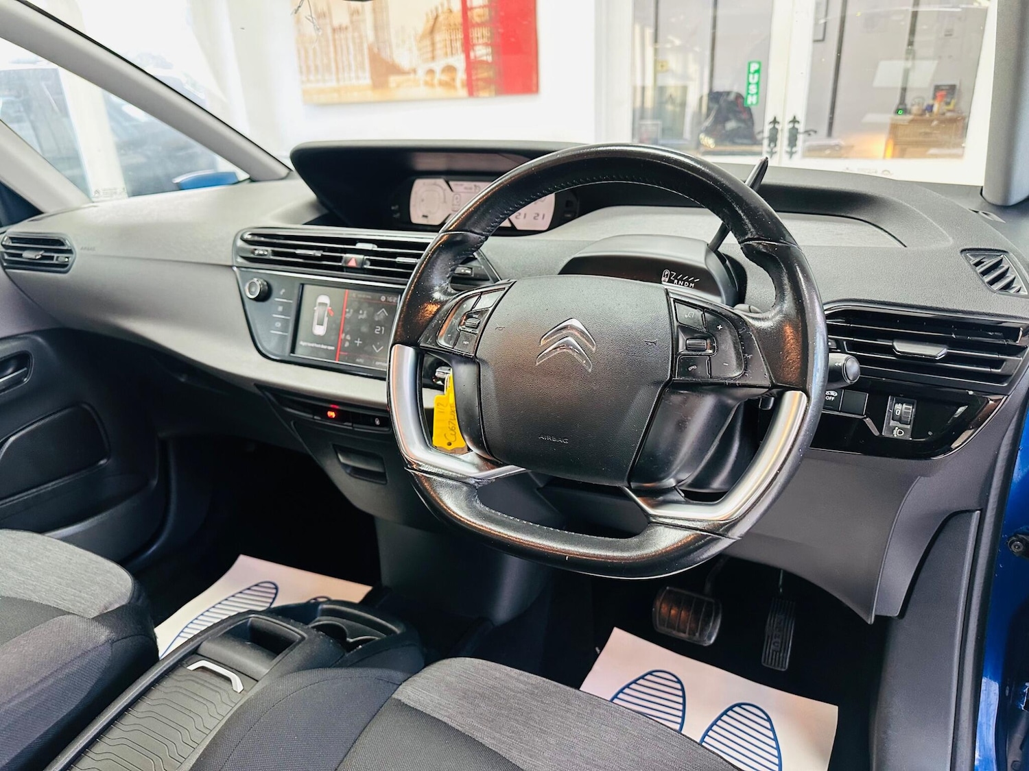 Used Citroen Grand C4 Picasso 2017 for sale - 77695993: Photo 15