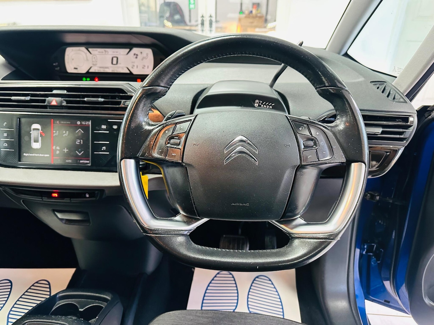 Used Citroen Grand C4 Picasso 2017 for sale - 77695993: Photo 19