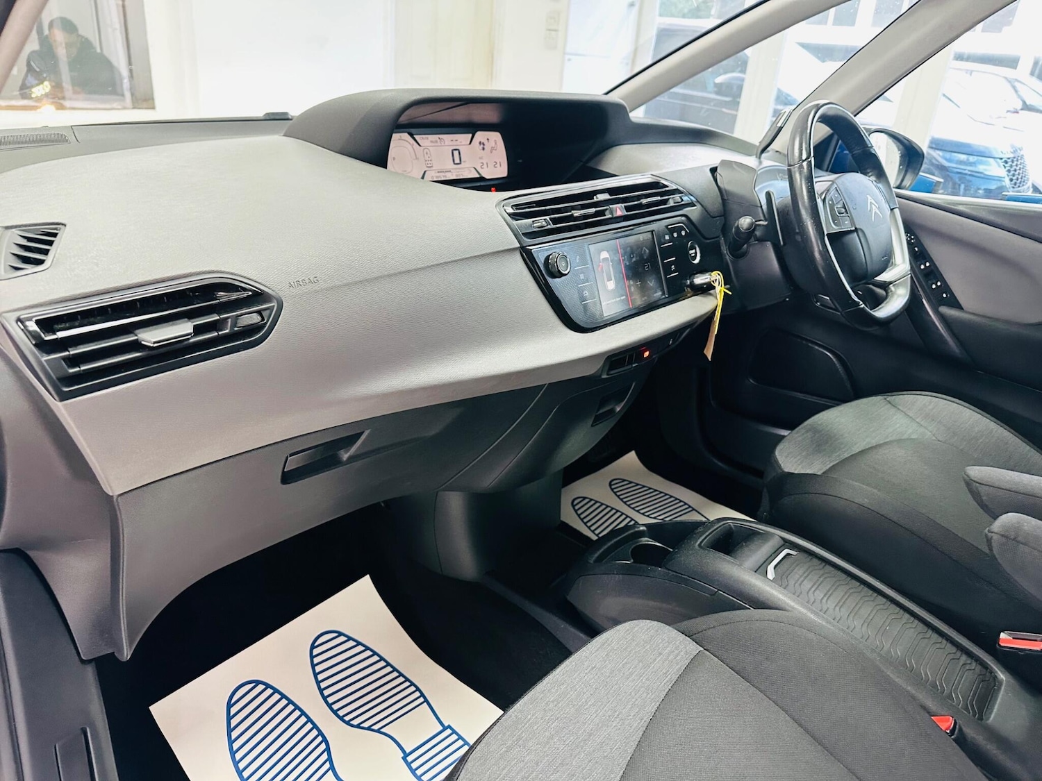 Used Citroen Grand C4 Picasso 2017 for sale - 77695993: Photo 21