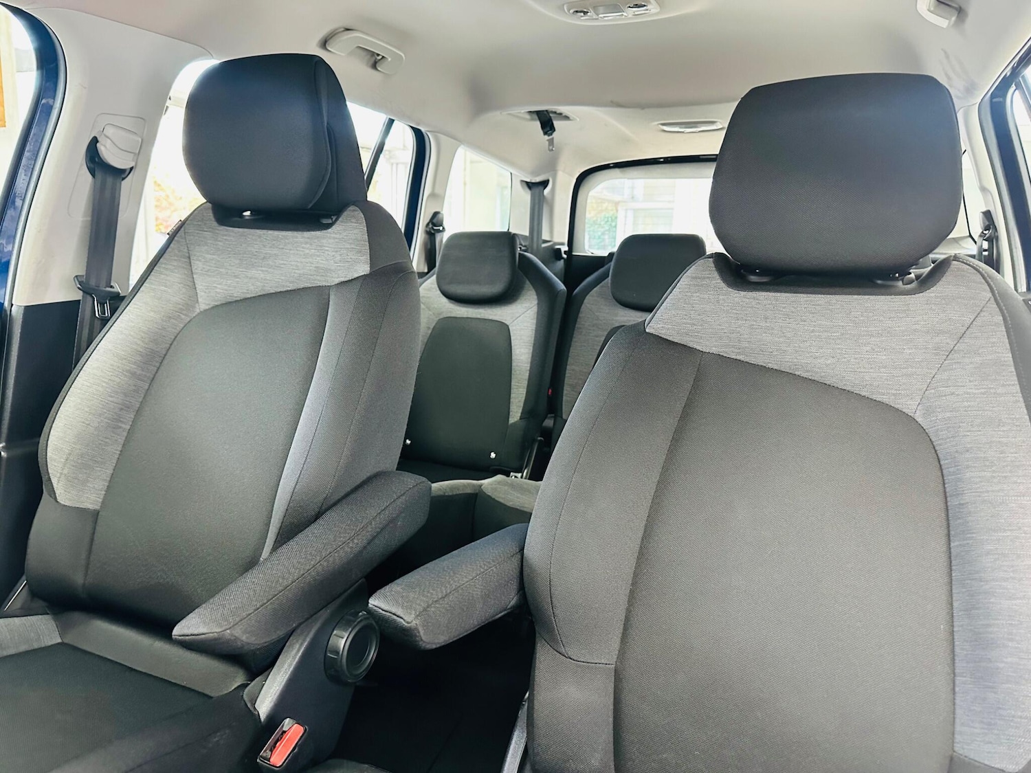 Used Citroen Grand C4 Picasso 2017 for sale - 77695993: Photo 26