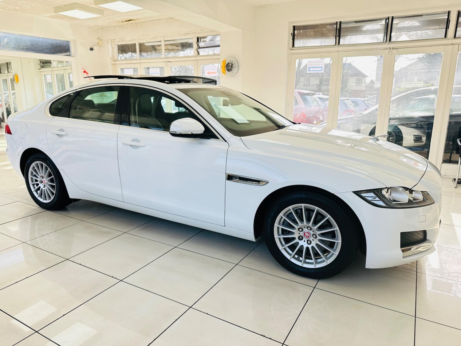 Used Jaguar XF 2016 for sale - 77670428: Photo 16