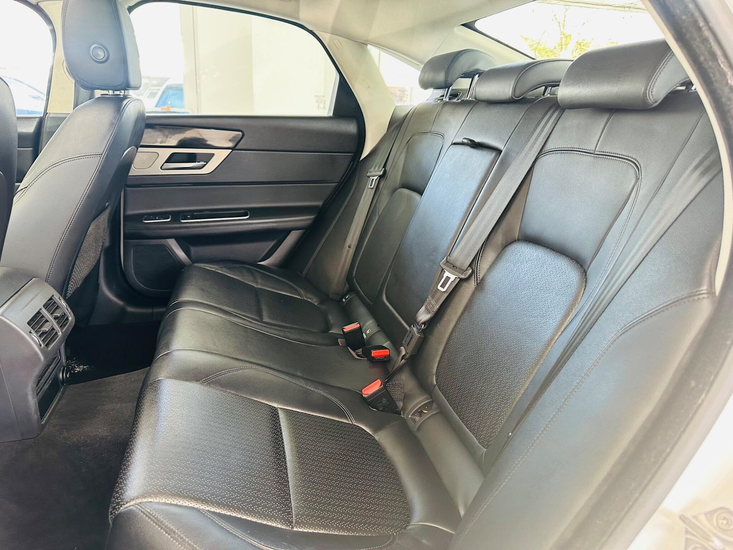 Used Jaguar XF 2016 for sale - 77670428: Photo 30