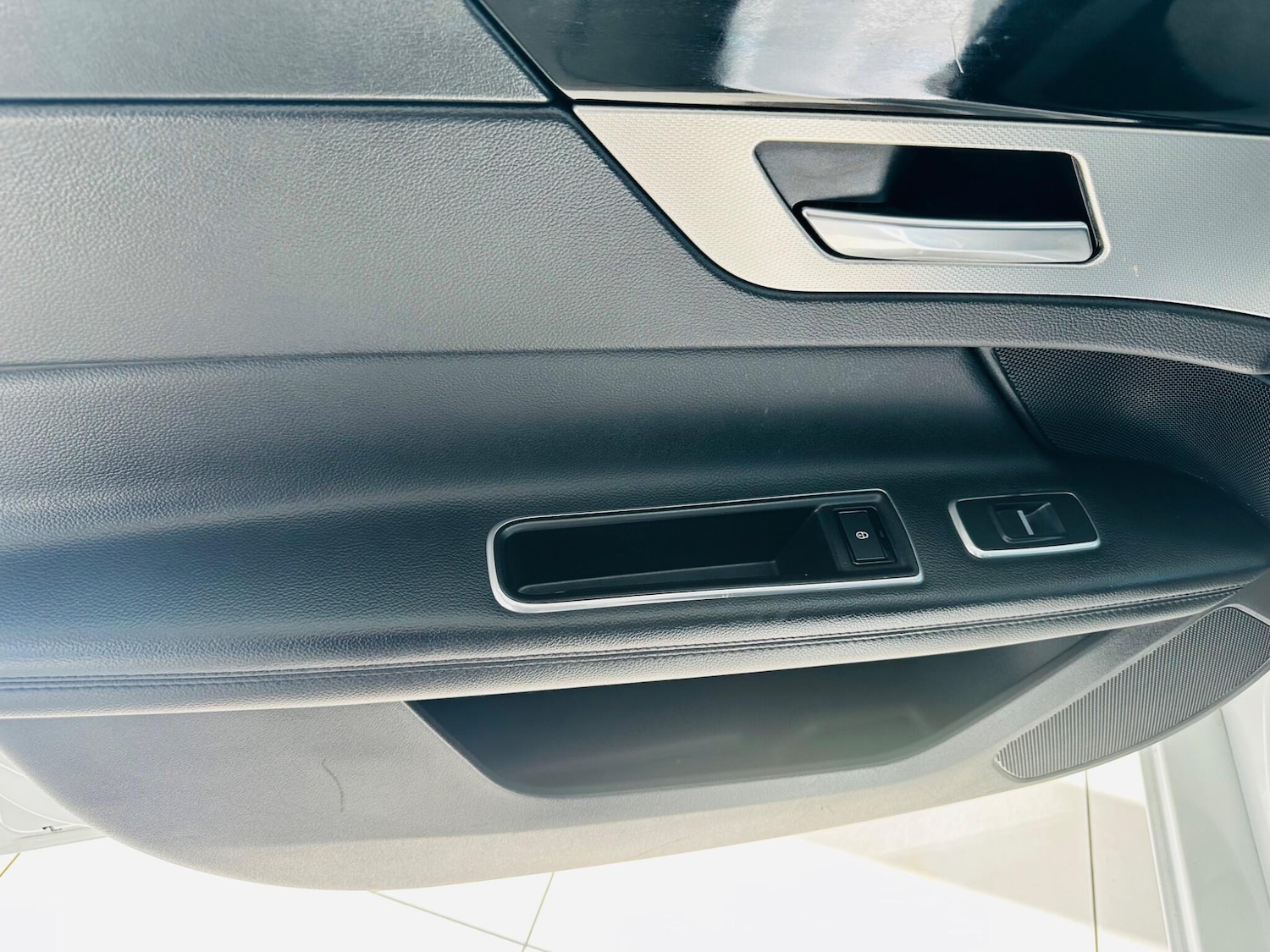 Used Jaguar XF 2016 for sale - 77670428: Photo 45