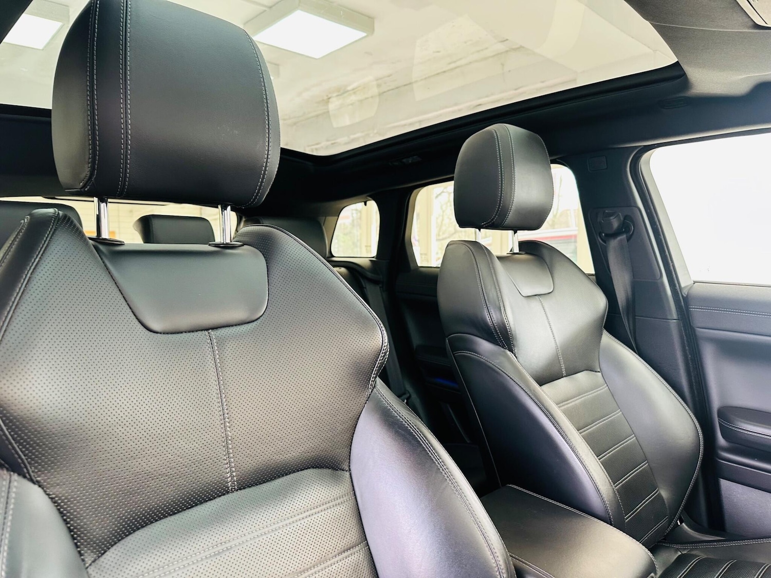 Used Land Rover Range Rover Evoque 2016 for sale - 77993501: Photo 30