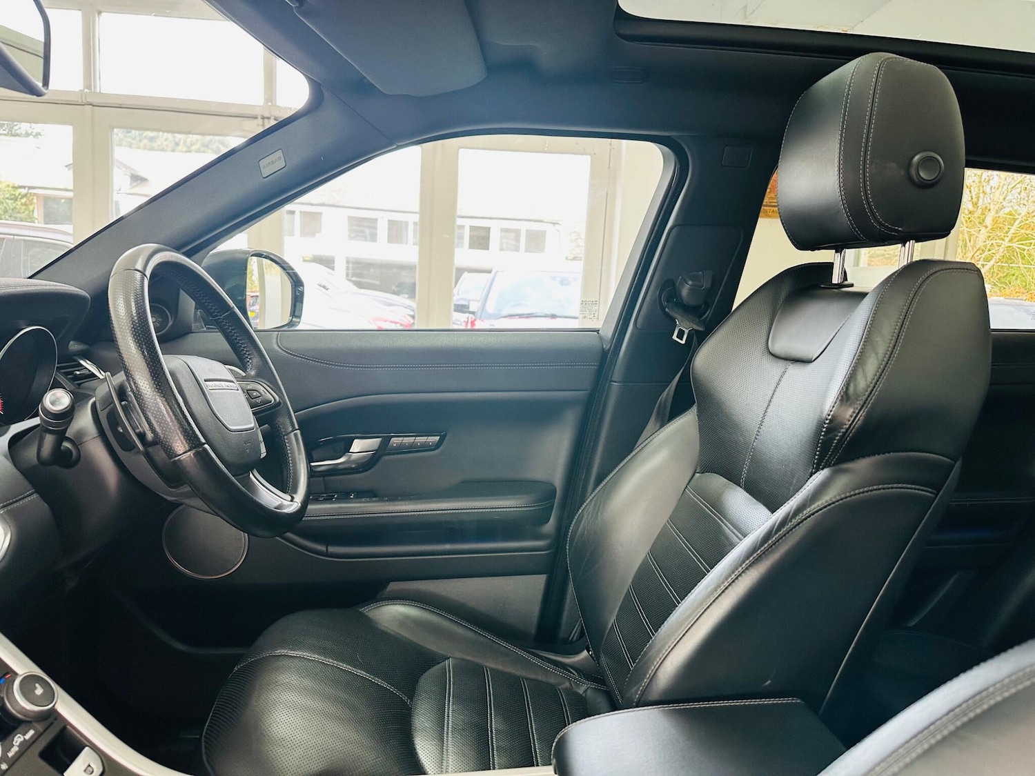 Used Land Rover Range Rover Evoque 2016 for sale - 77993501: Photo 42