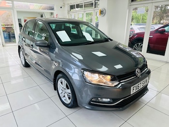 Used Volkswagen Polo 2017 for sale - 78528176: Photo