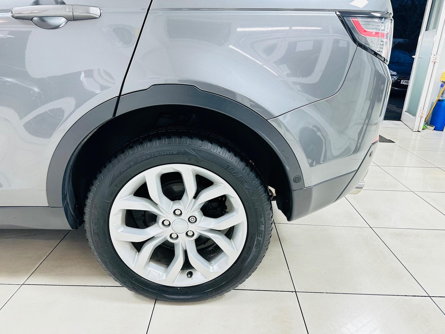 Used Land Rover Discovery Sport 2016 for sale - 76855626: Photo 10