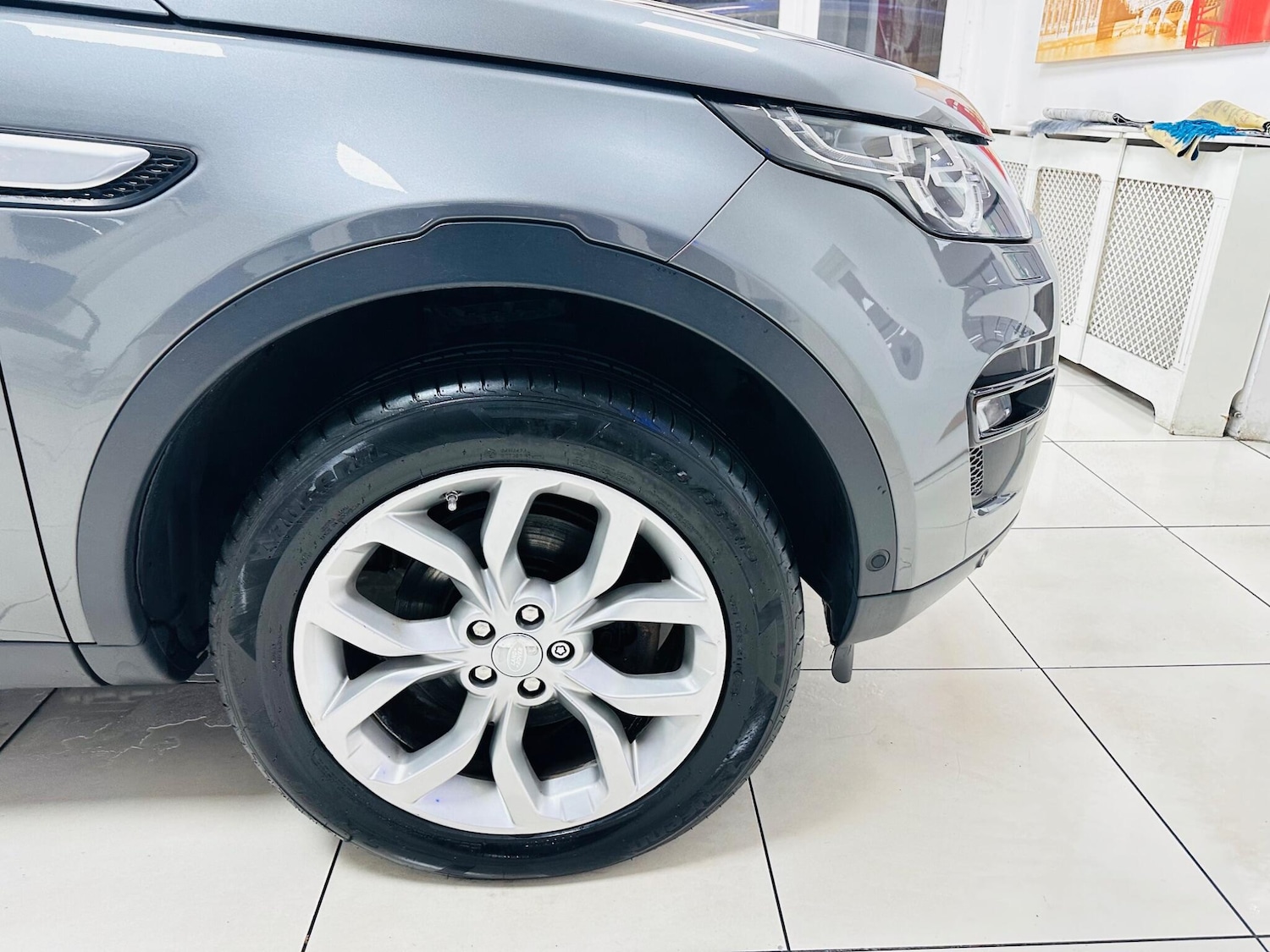 Used Land Rover Discovery Sport 2016 for sale - 76855626: Photo 12