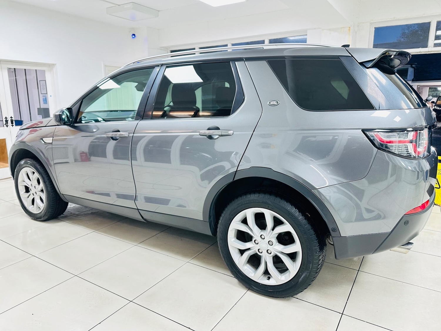 Used Land Rover Discovery Sport 2016 for sale - 76855626: Photo 22