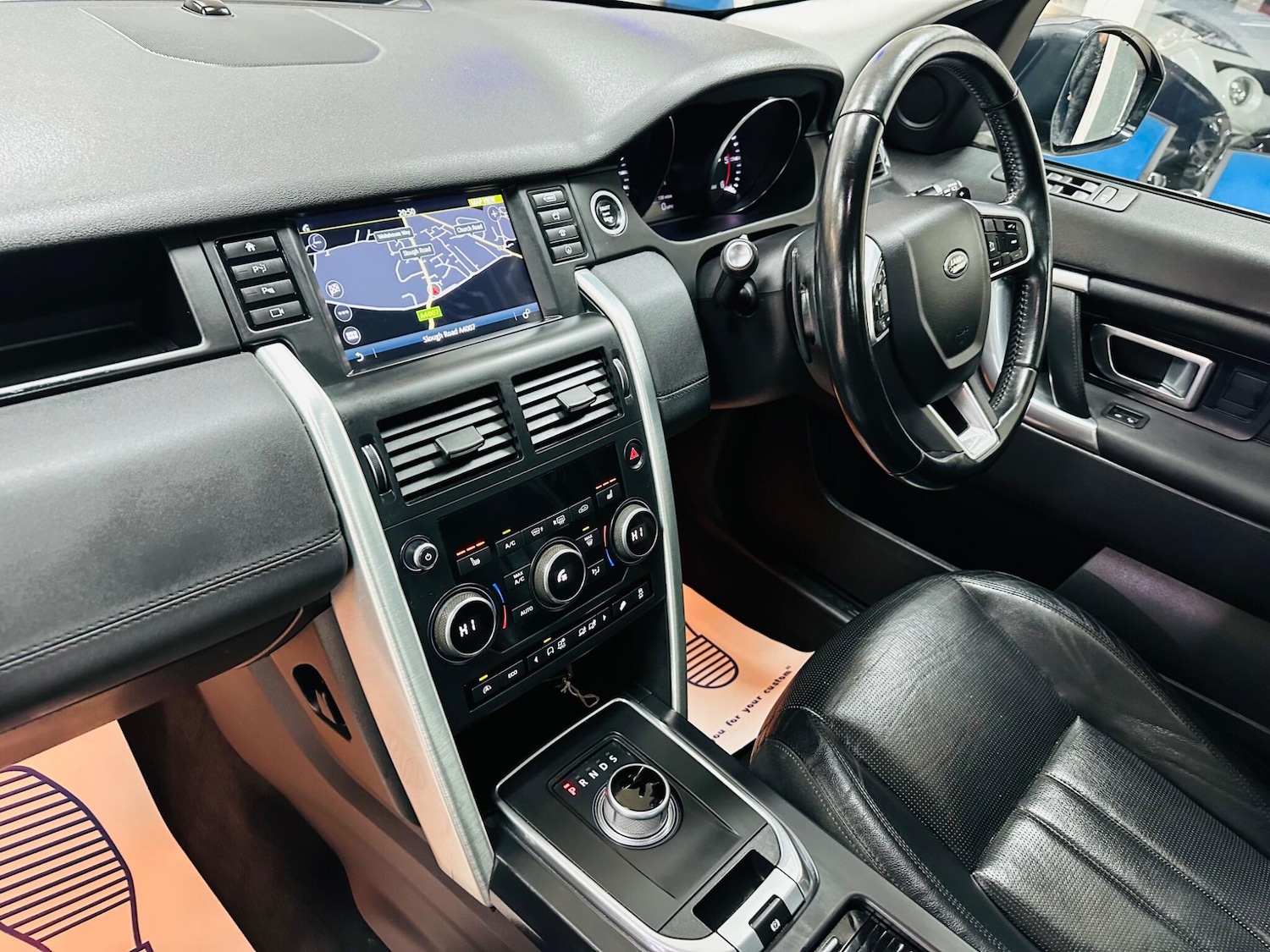 Used Land Rover Discovery Sport 2016 for sale - 76855626: Photo 25