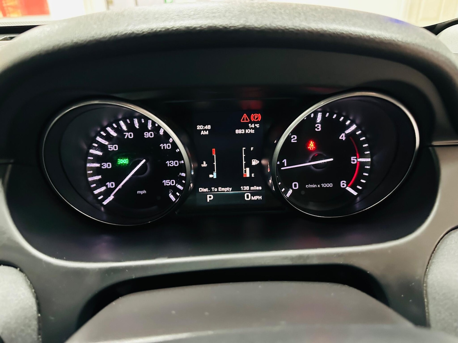 Used Land Rover Discovery Sport 2016 for sale - 76855626: Photo 4