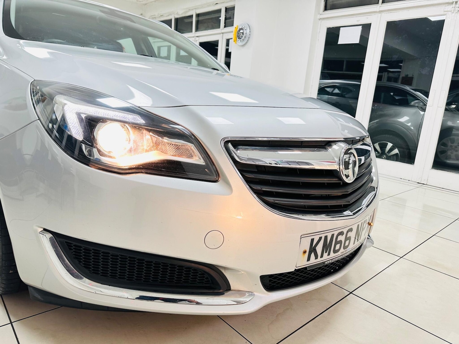 Used Vauxhall Insignia 2016 for sale - 76377863: Photo 32