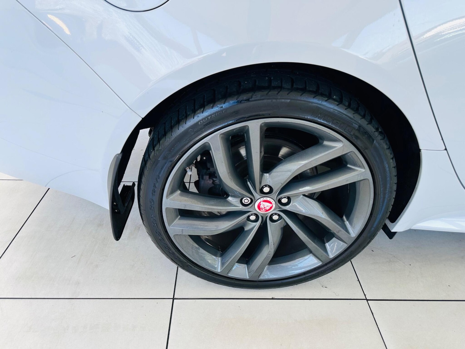 Used Jaguar XF 2017 for sale - 78171279: Photo 13