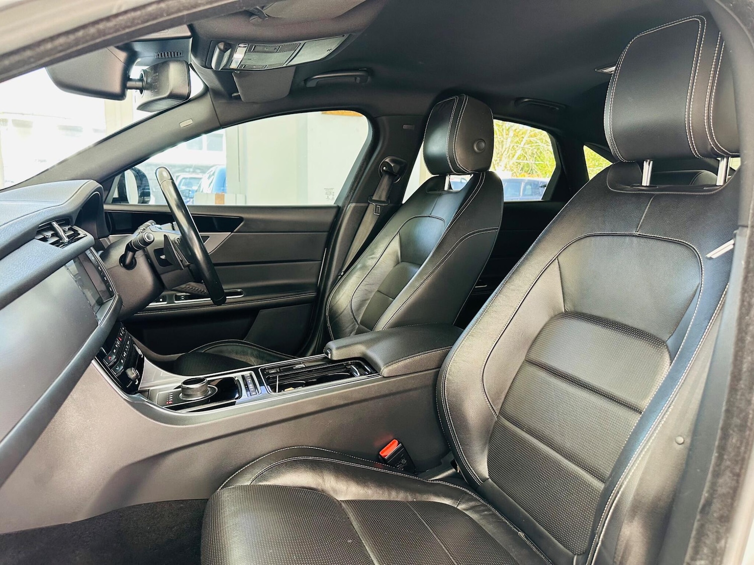 Used Jaguar XF 2017 for sale - 78171279: Photo 15