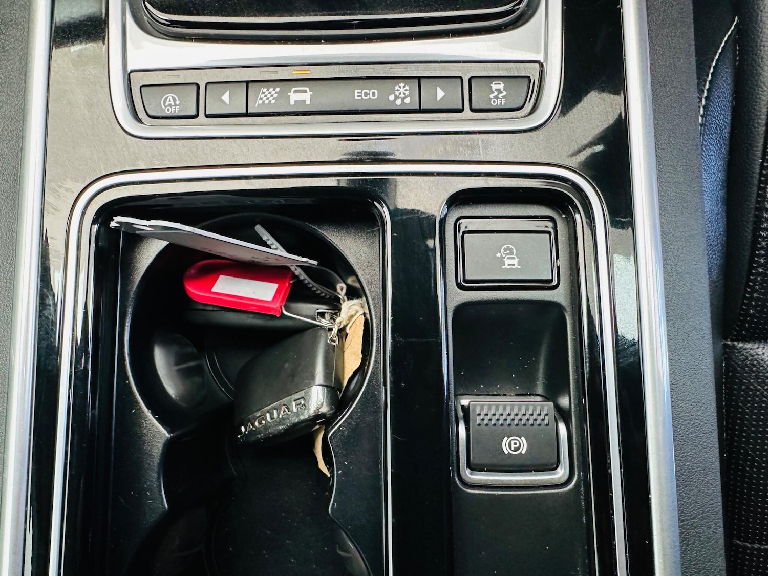 Used Jaguar XF 2017 for sale - 78171279: Photo 26