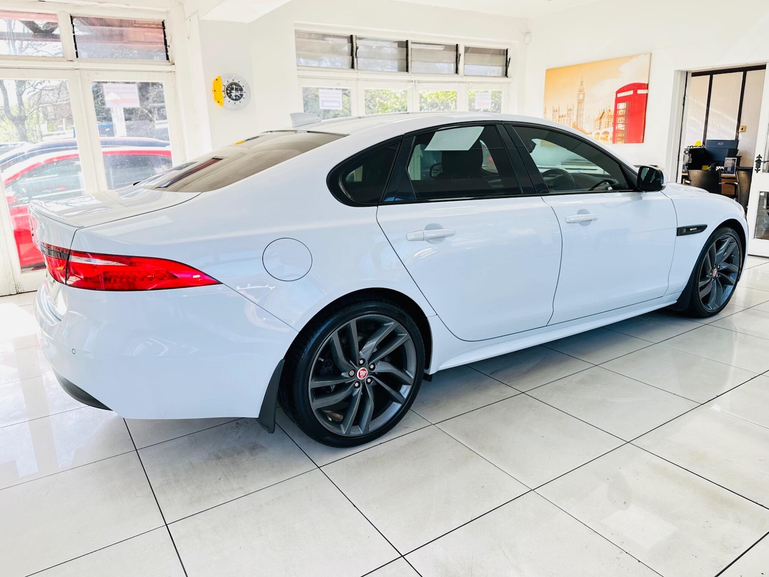 Used Jaguar XF 2017 for sale - 78171279: Photo 29