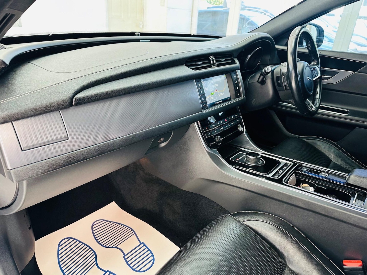 Used Jaguar XF 2017 for sale - 78171279: Photo 32