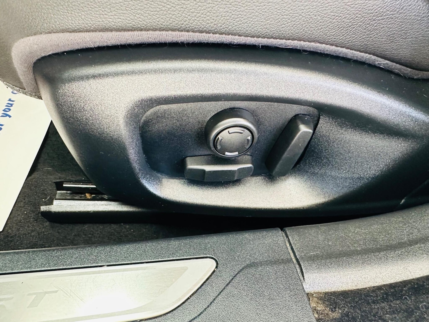 Used Jaguar XF 2017 for sale - 78171279: Photo 38