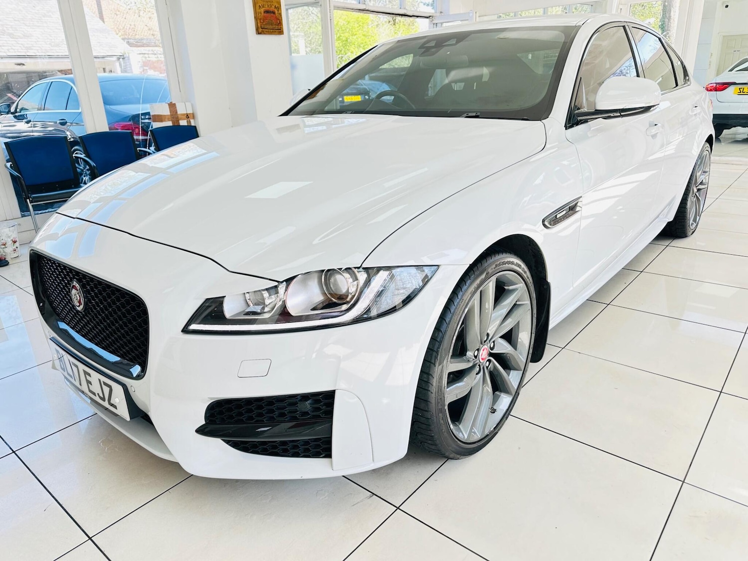 Used Jaguar XF 2017 for sale - 78171279: Photo 5