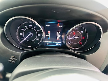 Used Jaguar XE 2015 for sale - 79401274: Photo