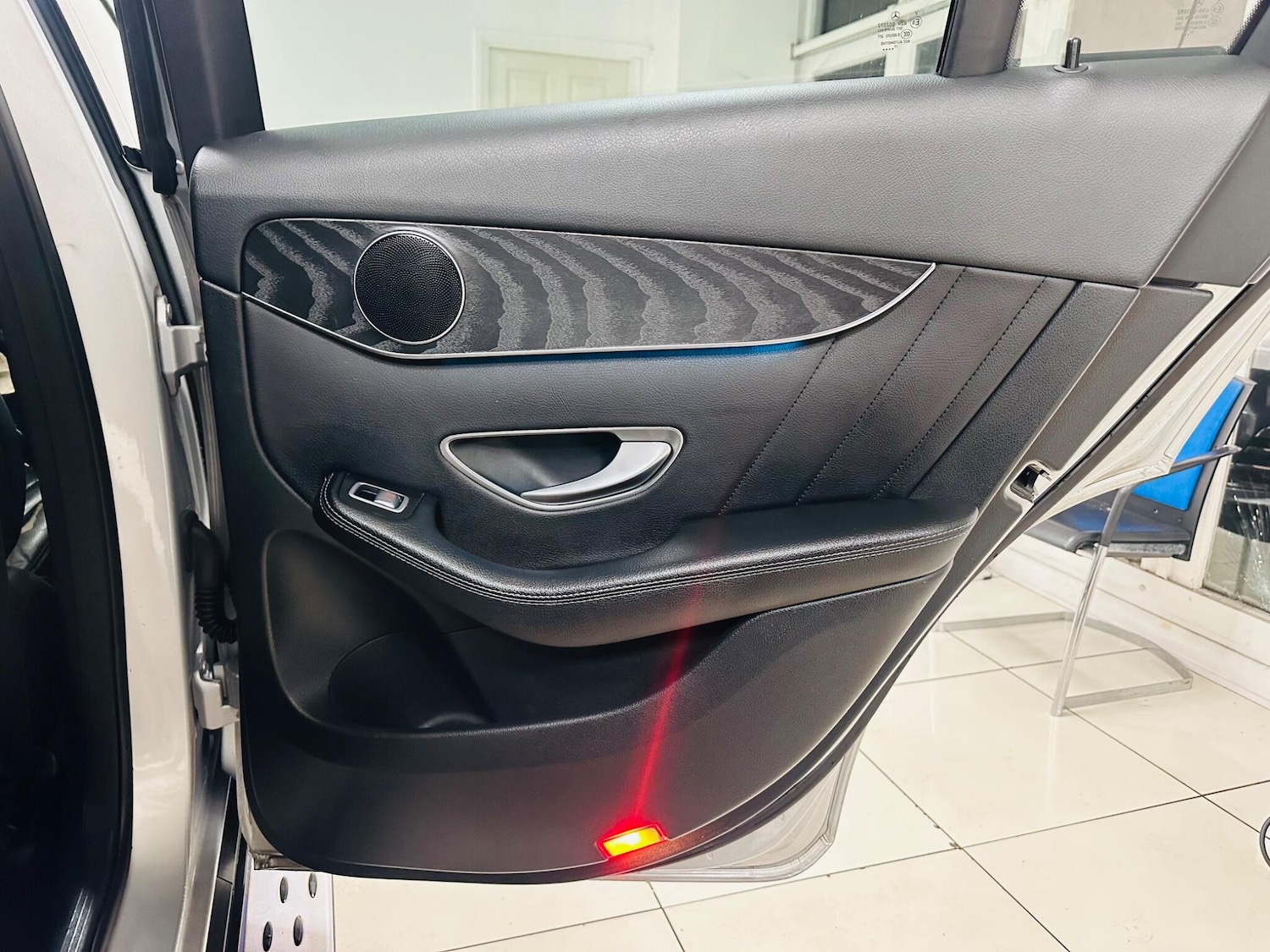 Used Mercedes-Benz GLC 2018 for sale - 77358894: Photo 32