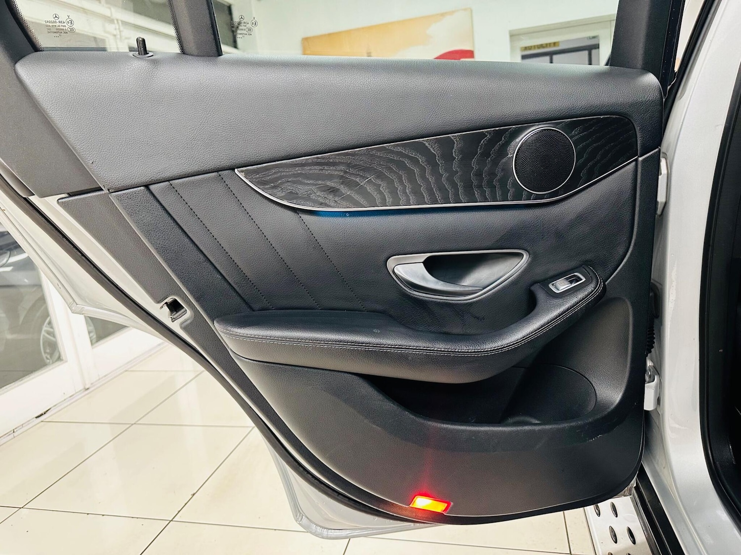 Used Mercedes-Benz GLC 2018 for sale - 77358894: Photo 38