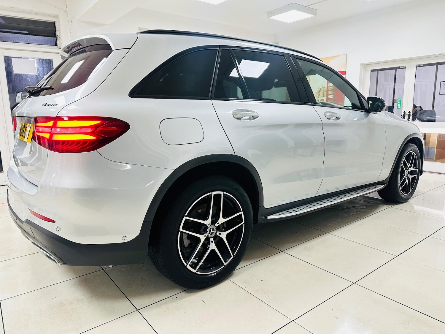 Used Mercedes-Benz GLC 2018 for sale - 77358894: Photo 9