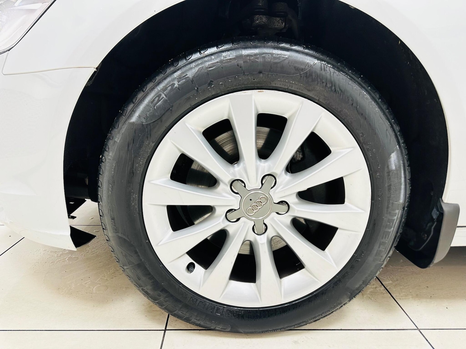 Used Audi A6 Saloon 2014 for sale - 77066775: Photo 14