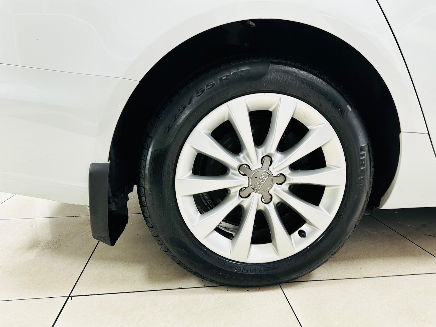 Used Audi A6 Saloon 2014 for sale - 77066775: Photo 18