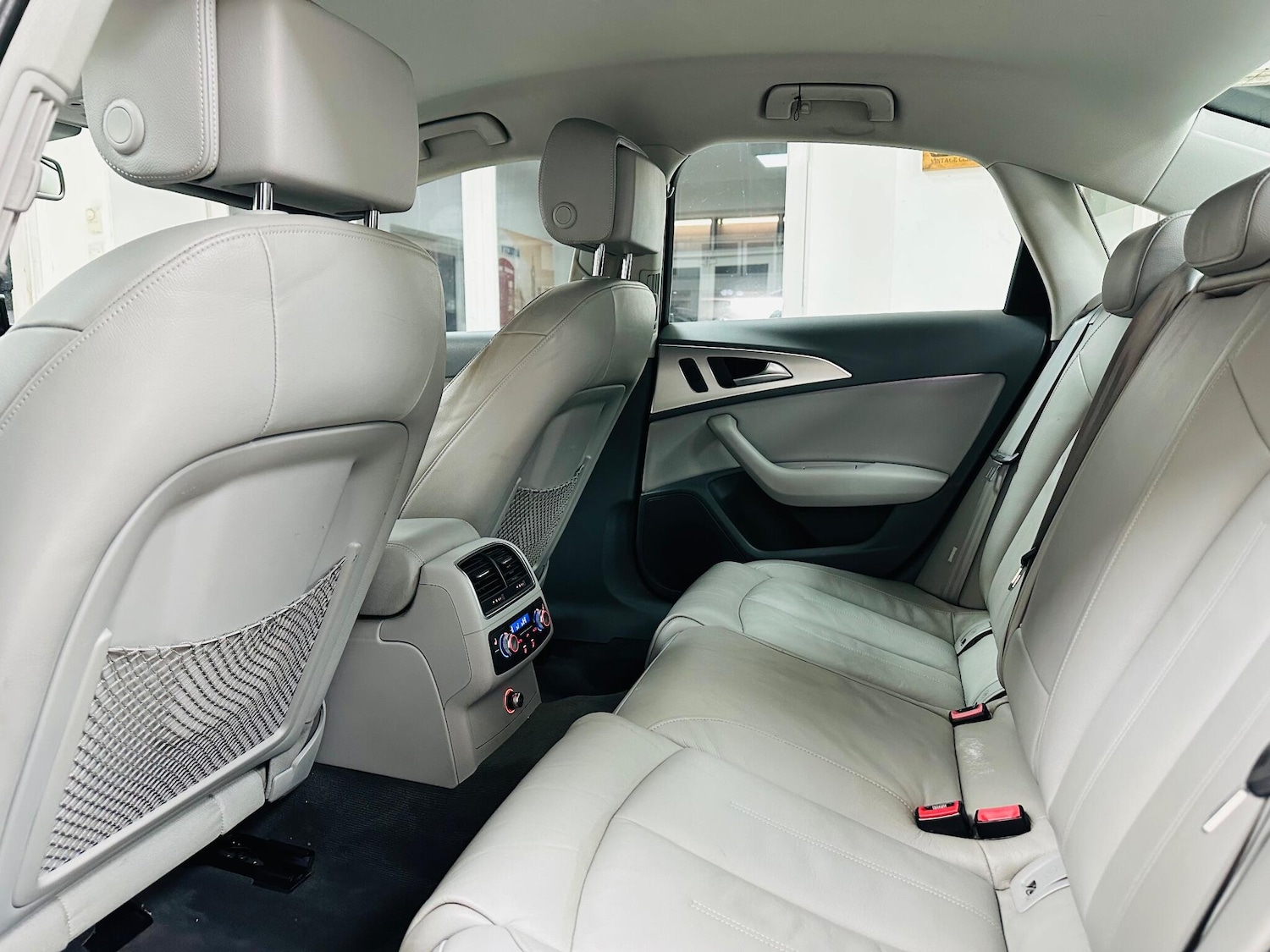 Used Audi A6 Saloon 2014 for sale - 77066775: Photo 34