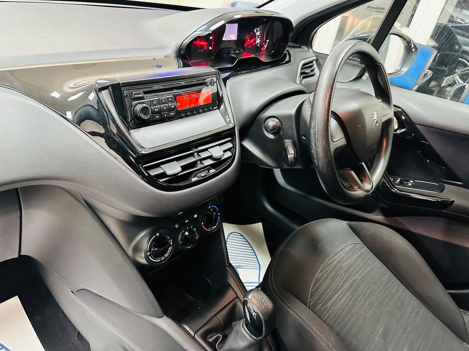 Used Peugeot 208 2012 for sale - 77016967: Photo 20