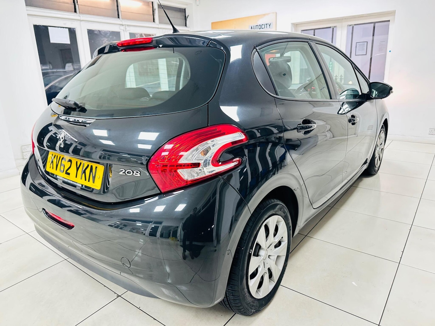 Used Peugeot 208 2012 for sale - 77016967: Photo 21