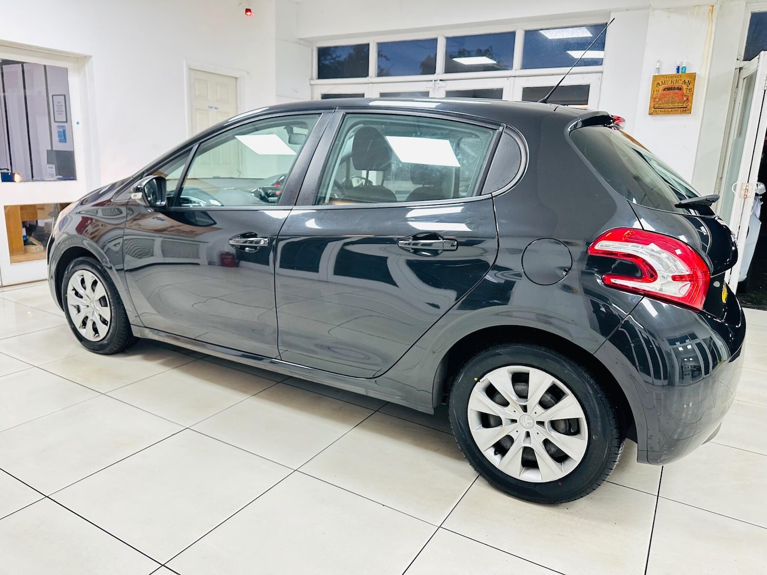 Used Peugeot 208 2012 for sale - 77016967: Photo 23