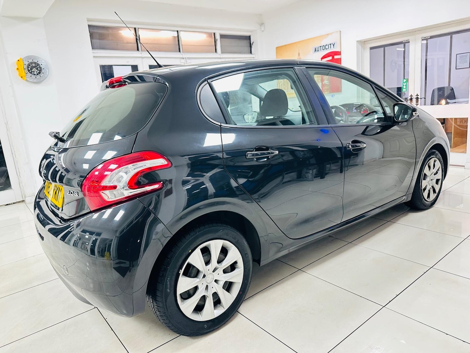 Used Peugeot 208 2012 for sale - 77016967: Photo 25