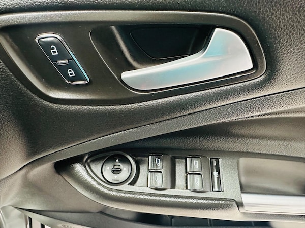Used Ford Kuga 2016 for sale - 76314927: Photo 29