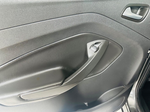 Used Ford Kuga 2016 for sale - 76314927: Photo 44