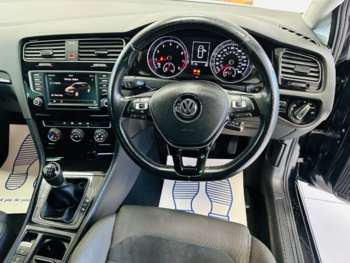 Used Volkswagen Golf 2015 for sale - 74069815: Photo
