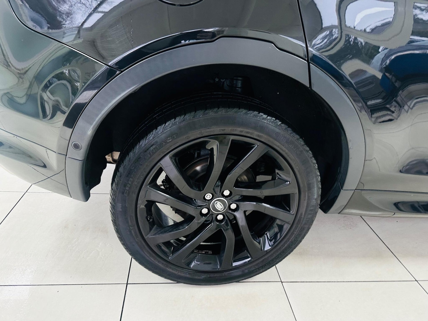 Used Land Rover Discovery Sport 2017 for sale - 76964328: Photo 13