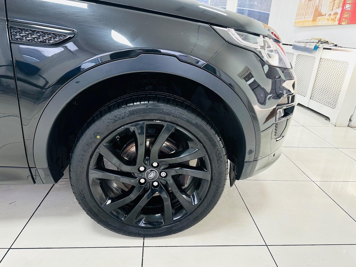 Used Land Rover Discovery Sport 2017 for sale - 76964328: Photo 14