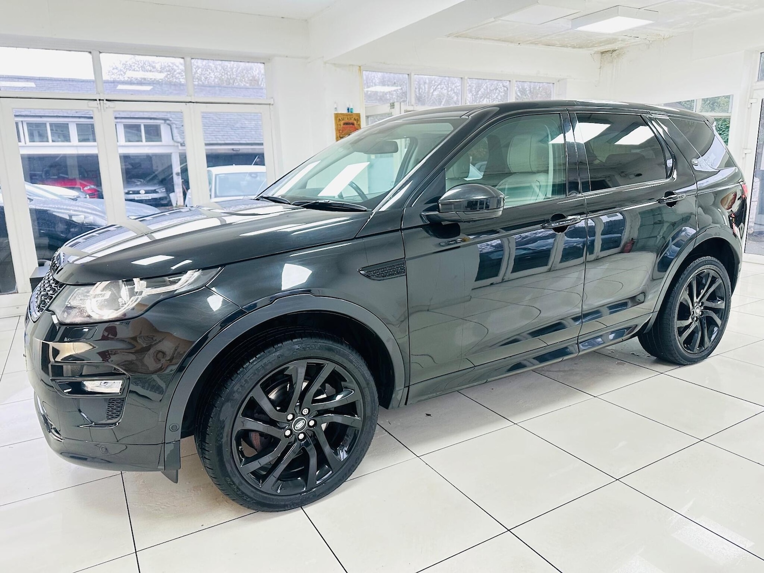 Used Land Rover Discovery Sport 2017 for sale - 76964328: Photo 21