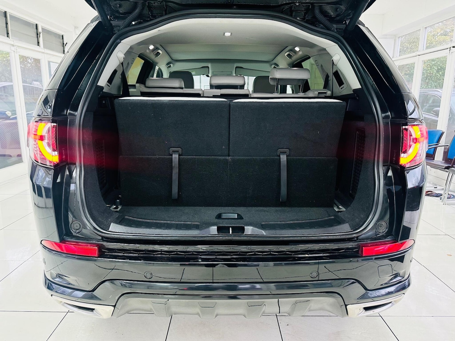 Used Land Rover Discovery Sport 2017 for sale - 76964328: Photo 25